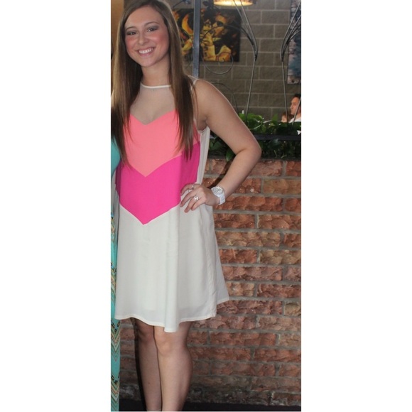 Shop the rage Cutest Dress! - Picture 3 of 4